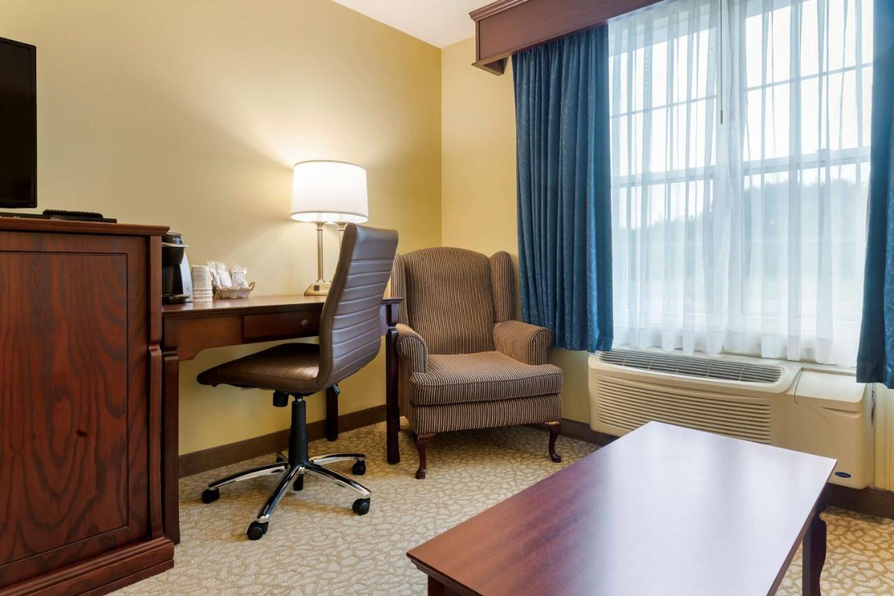 Best Western Plus Grand-Sault Hotel & Suites Luaran gambar